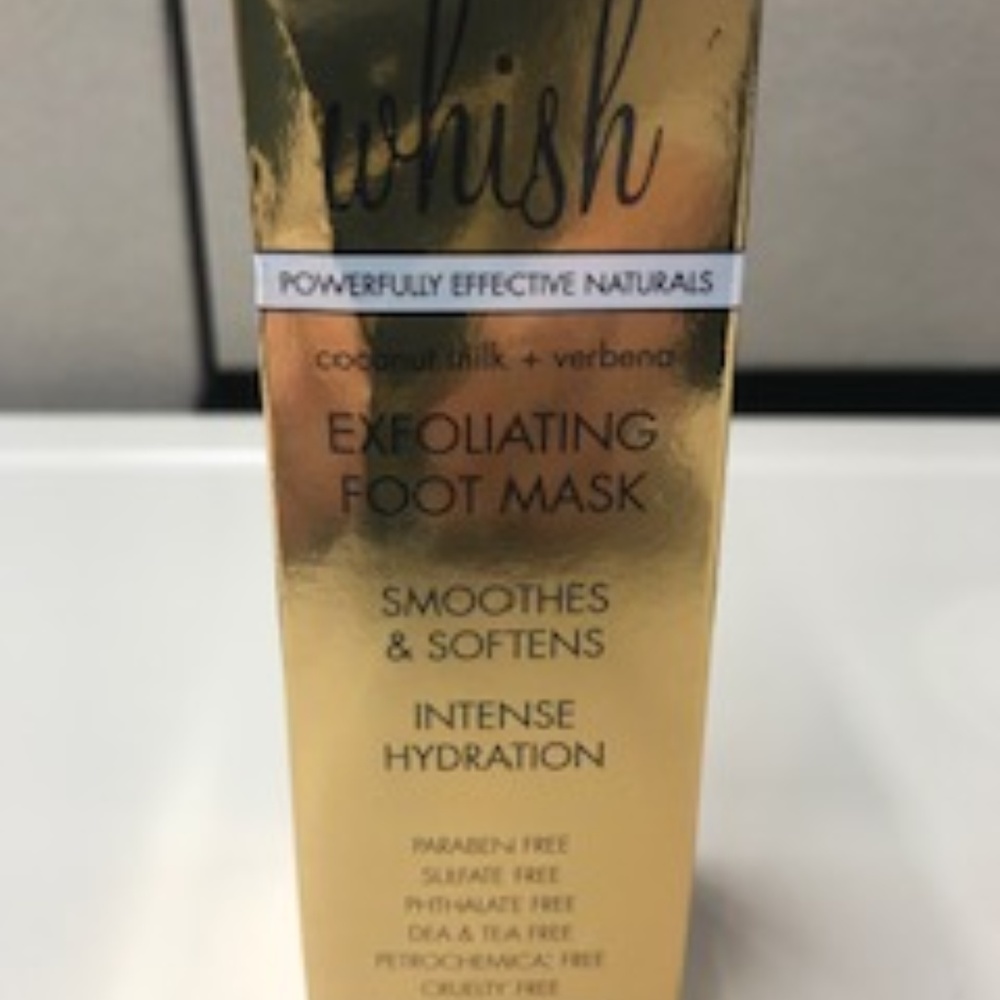 Whish Exfoliating Foot Mask - Coconut and Verbena